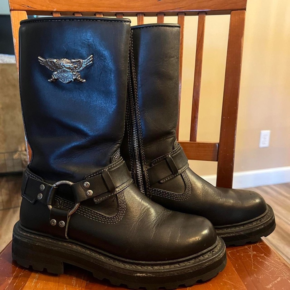 Beautiful women’s brand new moto Harley Davidson boots